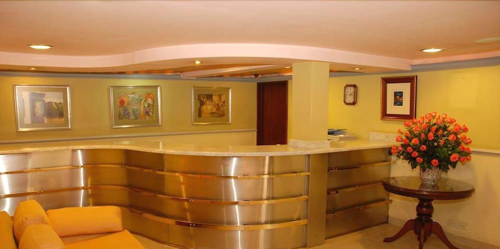 בוגוטה Hotel-Monti מראה חיצוני תמונה